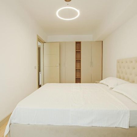 Himson-Beige Apartment Yaş Dış mekan fotoğraf